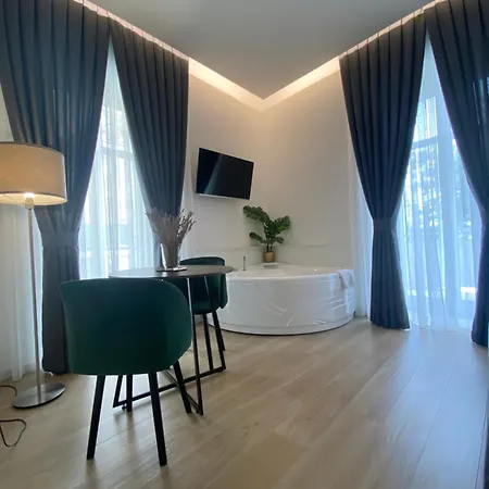 Gualtieri - Luxury