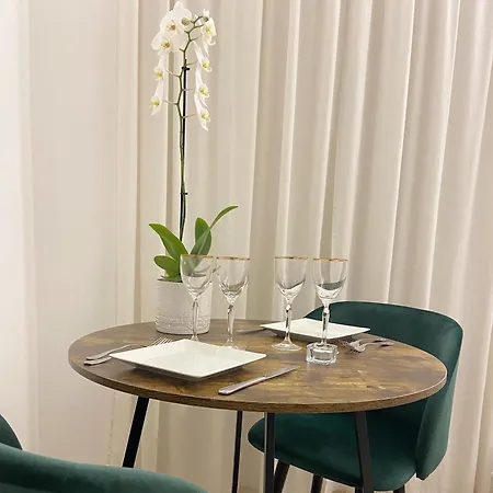 Gualtieri - Luxury Couette-café San Giorgio a Cremano