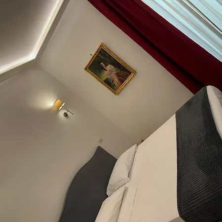 Gualtieri - Luxury
