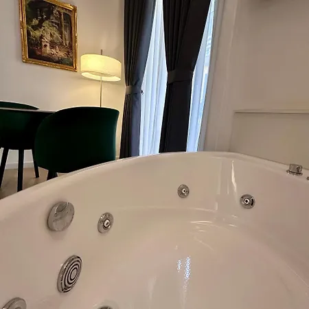 Gualtieri - Luxury Alojamento de Acomodação e Pequeno-almoço 3*
